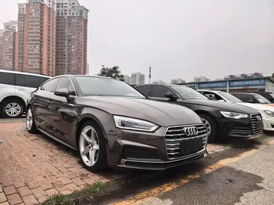 Audi A5 (Import)