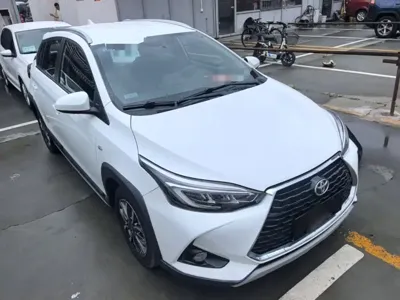 Toyota Yaris L