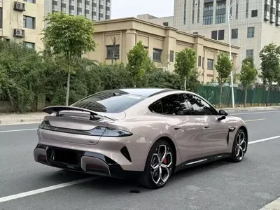 Xiaomi SU7