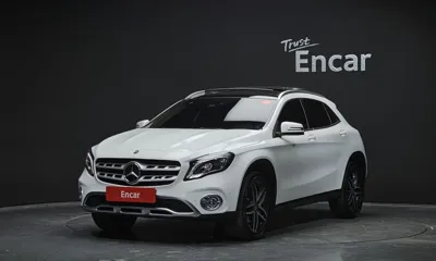 Mercedes-Benz GLA-Class