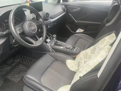 Audi Q2L