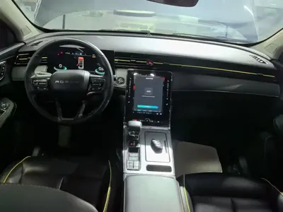 Roewe RX5