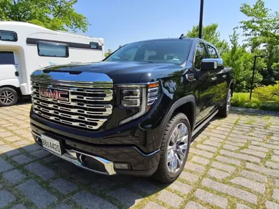 GMC Sierra