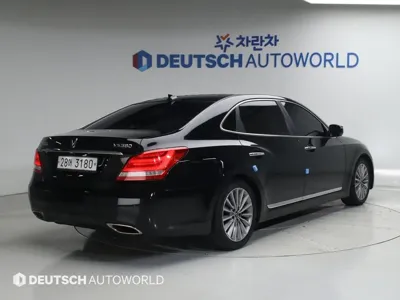 Hyundai Equus