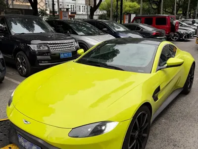 Aston Martin V8 Vantage