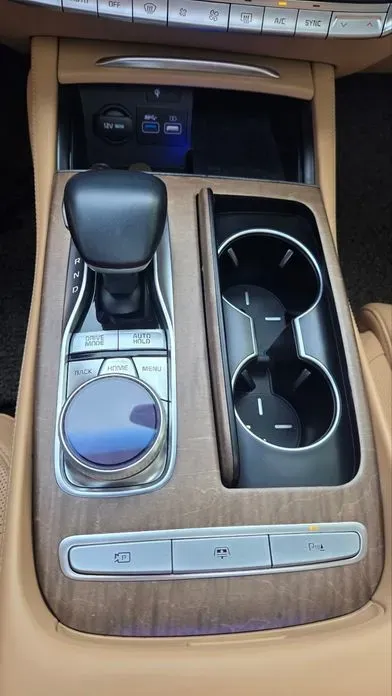 Kia K9