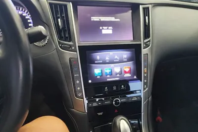 Infiniti Q50L