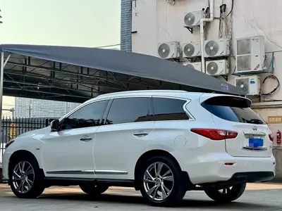 Infiniti JX