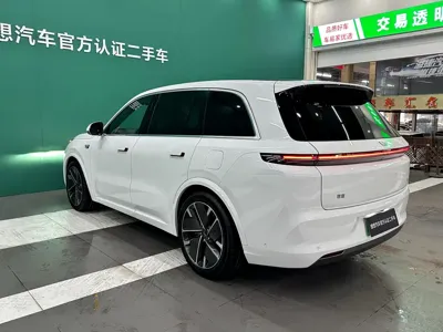 Li Auto Li L8