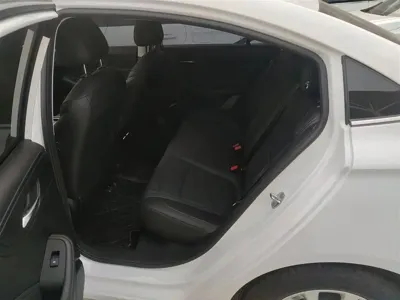 Roewe i5
