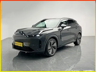 Lynk & Co 08 EM-P