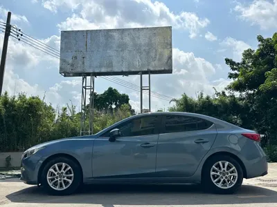 Mazda 3 Axela