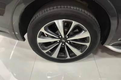 Li Auto ONE