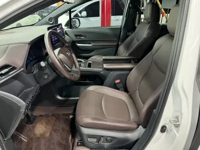 Toyota Granvia