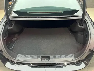 Mercedes-Benz E-Class New Energy