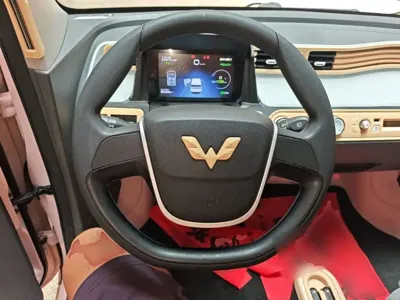 Wuling MINIEV