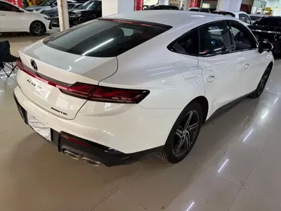 MG MG7