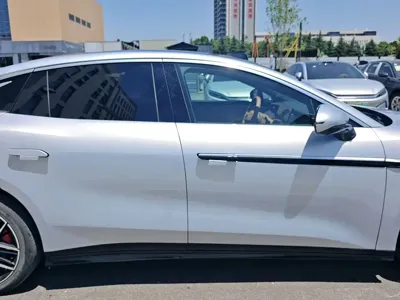 BYD 汉L