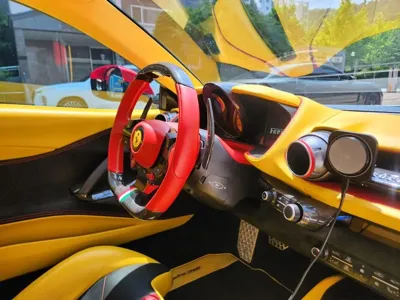 Ferrari 812