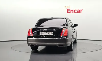 Kia Opirus