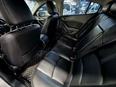 Mazda 3 Axela