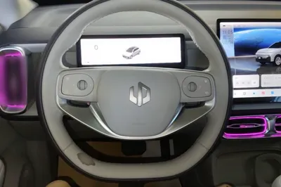Leapmotor B10