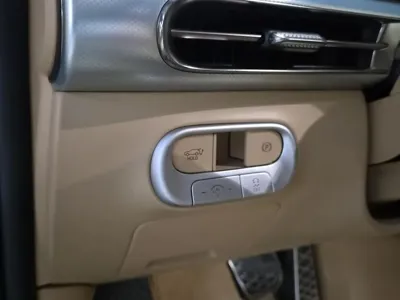 Genesis GV60