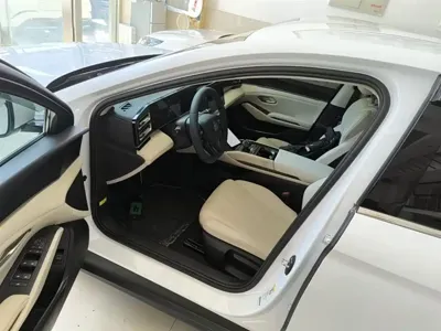 BYD Qin L