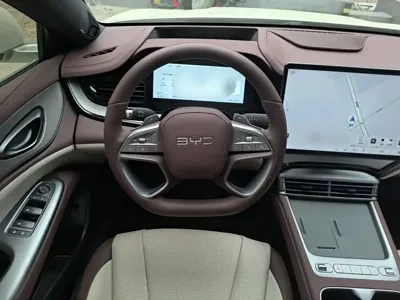 BYD Seal 07 DM-i