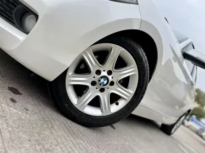 BMW 1 Series (Import)