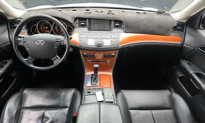 Infiniti M