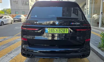 BMW X7