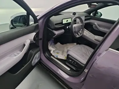 Nio EC6