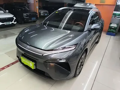 BYD 唐L