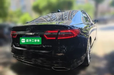 Ford Taurus