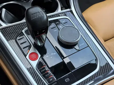 BMW M8