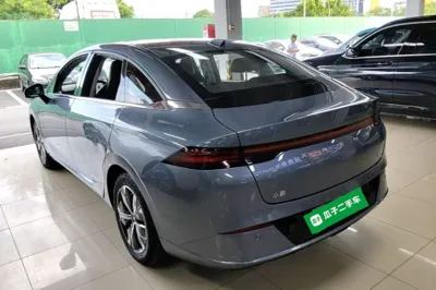 Xpeng P5