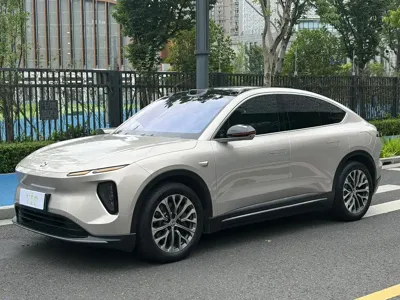 Nio EC6