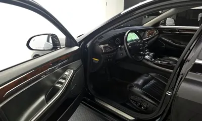 Genesis EQ900