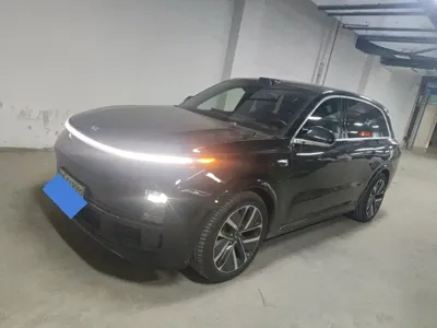 Li Auto Li L8