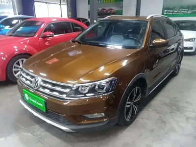 Volkswagen Cross Lavida