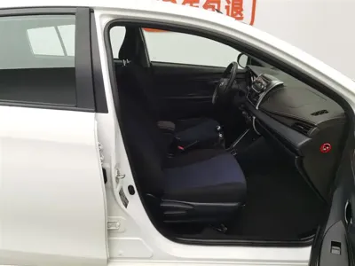 Toyota Yaris L