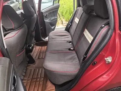 Toyota Yaris L
