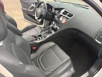 DS DS 5