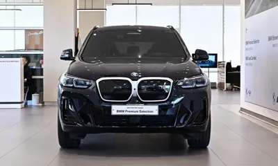 BMW iX3