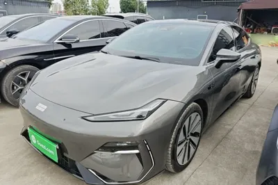 Geely Galaxy E8