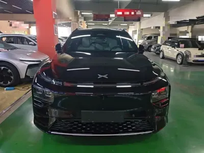 Xpeng G9