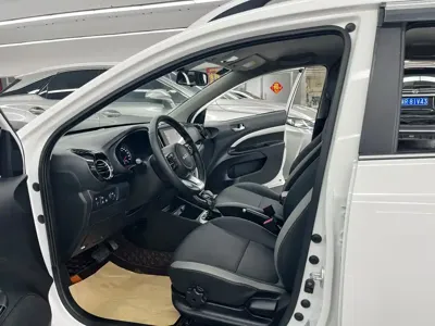Kia KX1