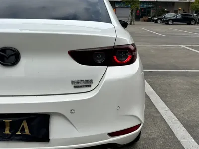 Mazda 3 Axela