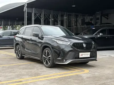 Toyota Crown Kluger